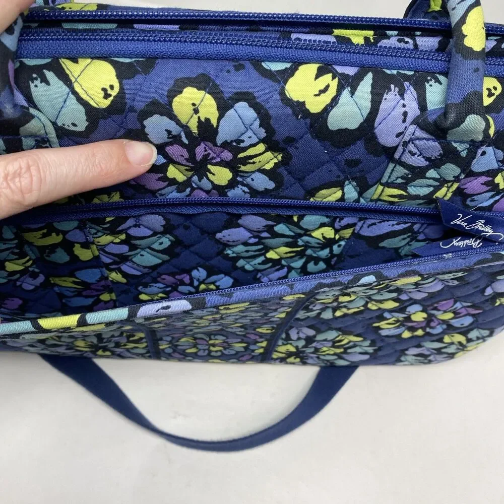 Vera Bradley Indigo Pop Messenger Laptop Adjustable 17